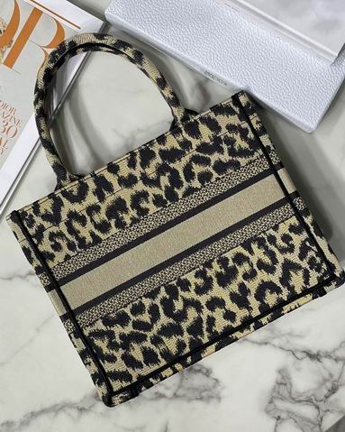 Dior M1286 26.5x21x14cm yz (7)