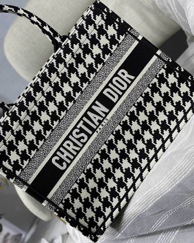 Dior M1286 36.5x28x17.5cm yz (5)