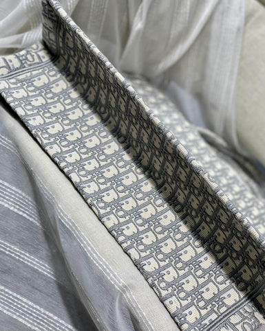 Dior M1286 41.5x38x18cm yz (3)