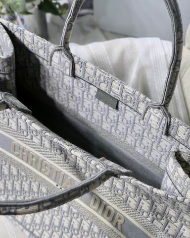Dior M1286 41.5x38x18cm yz (9)