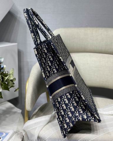 Dior M1286 L41.5x38x18cm yz (2)