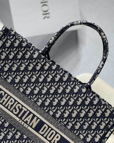 Dior M1286 L41.5x38x18cm yz (5)