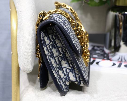 Dior M9003 24x16x8cm yz (2)