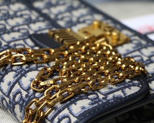 Dior M9003 24x16x8cm yz (9)