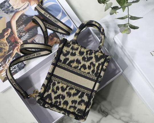 Dior Mini tote 13.5x5x18cm wz (2)