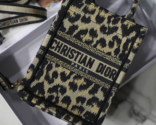 Dior Mini tote 13.5x5x18cm wz (6)