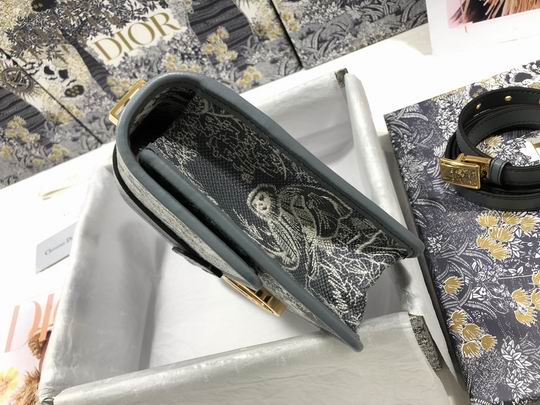 Dior Montaigne M9203 24x17x8cm wz (13)