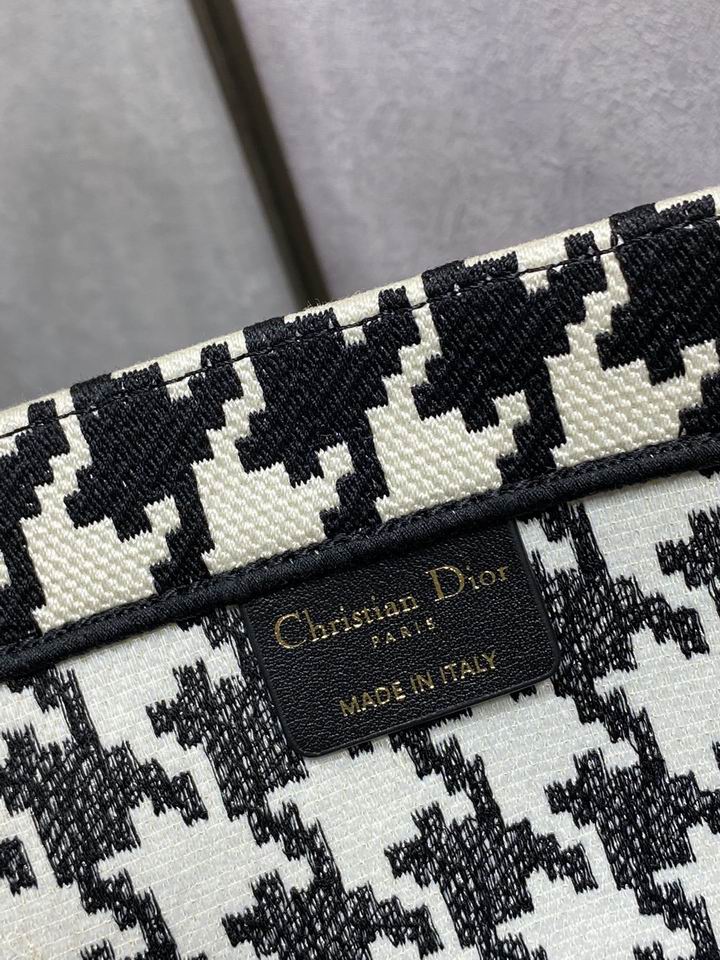 Dior Tote 42x35x18cm yz (7)