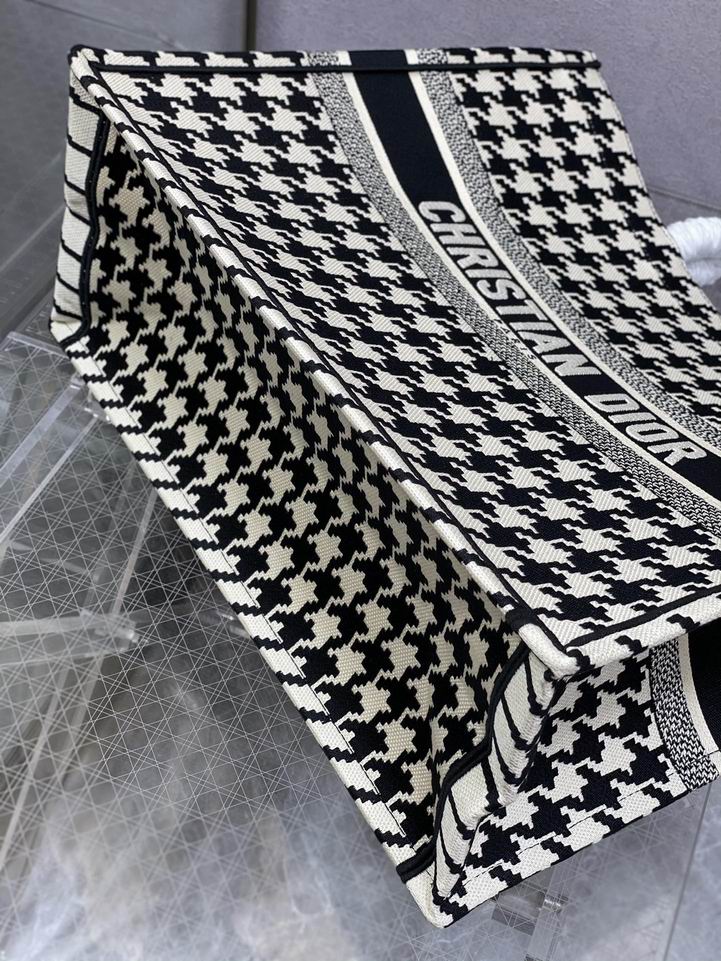 Dior Tote 42x35x18cm yz (8)