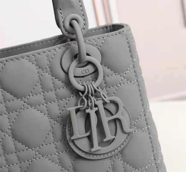 Dior Ultra-matte 7744 20x16.5x8cm wo (5)