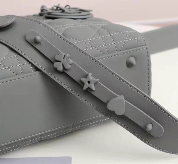 Dior Ultra-matte 7744 20x16.5x8cm wo (6)