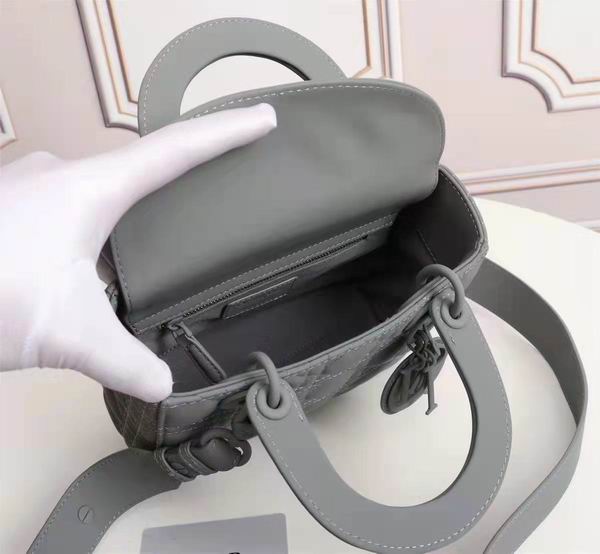 Dior Ultra-matte 7744 20x16.5x8cm wo (9)