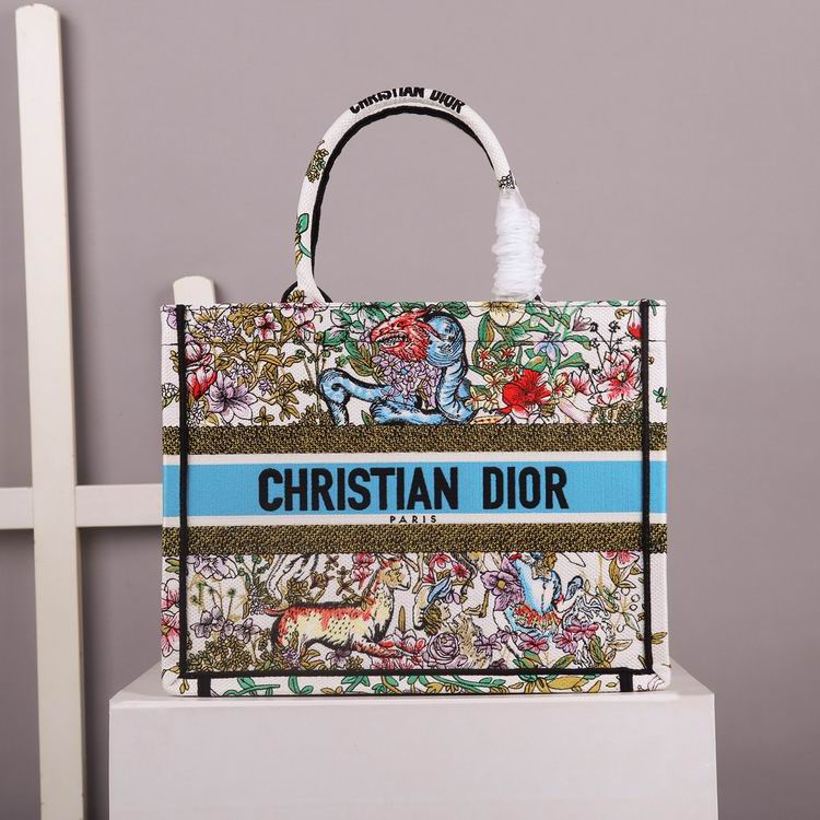 Dior book tote 36.55cm yz (1)