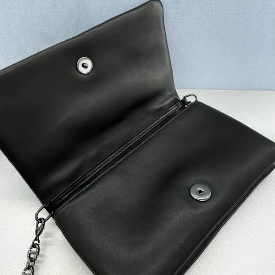 Dior montaigne woc 30cm yz (16)