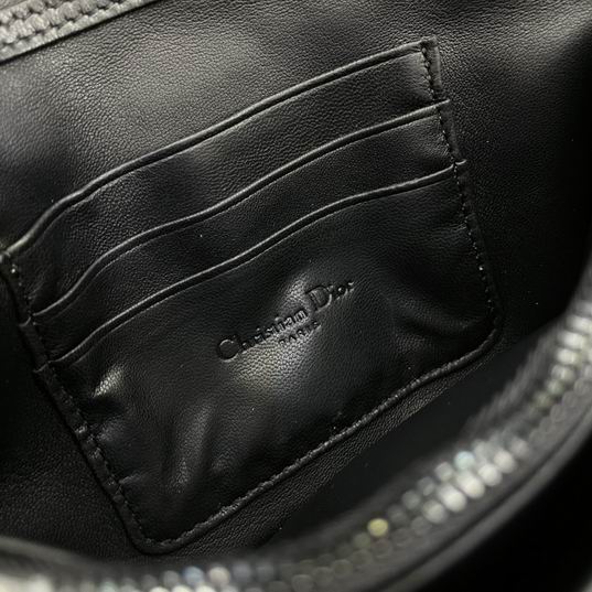 Dior montaigne woc 30cm yz (17)