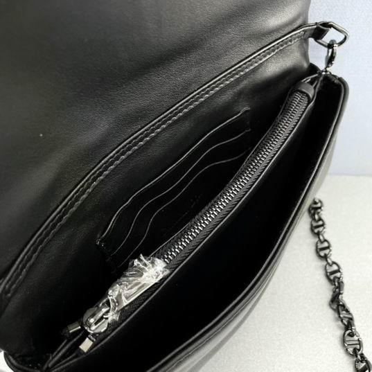 Dior montaigne woc 30cm yz (18)