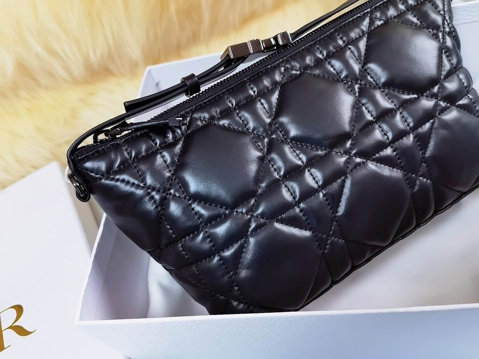 DiorTravel Nomad 22x13x9.5cm wo (4)