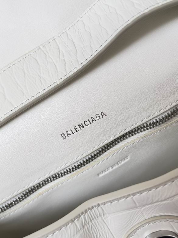 Downtown 30X11X18cm 061620 GY 1 (8)