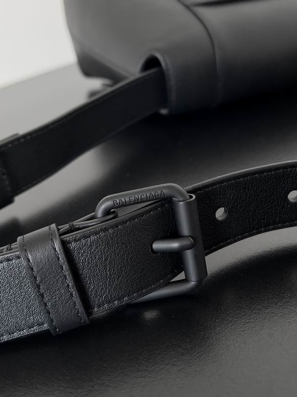 Downtown 30X11X18cm 061620 GY 2 (22)