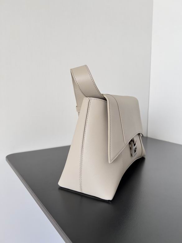 Downtown 30X11X18cm 061620 GY 3 (2)