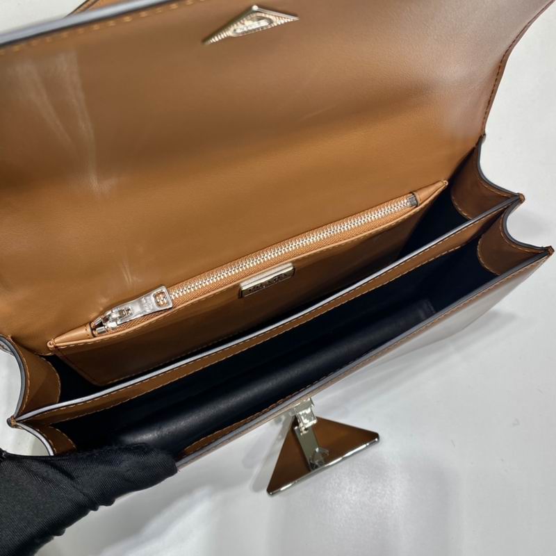 Embleme 1BD321 24x15x6cm ap 34 (15)