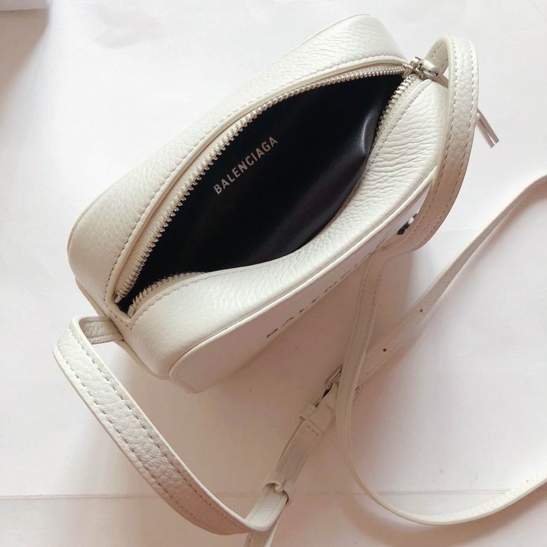 Everyday Camera Mini 20cm FY 2 (9)