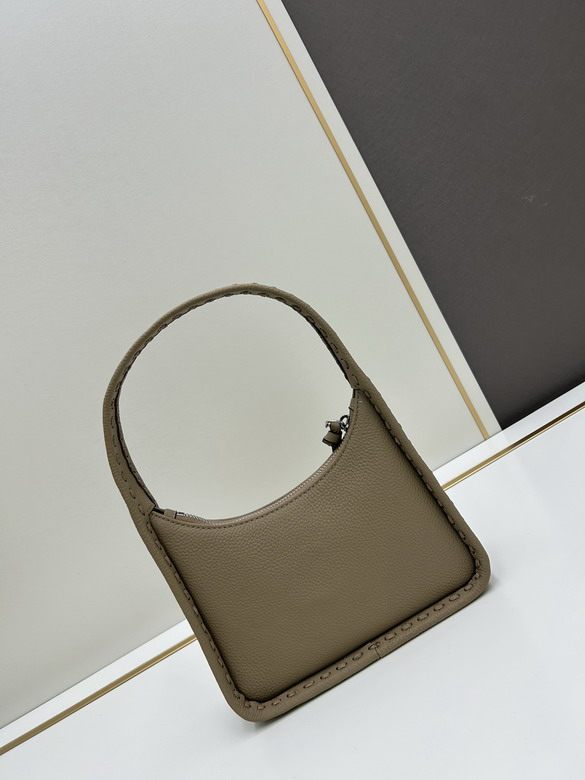 Fendi 21x28x7cm jj2_3