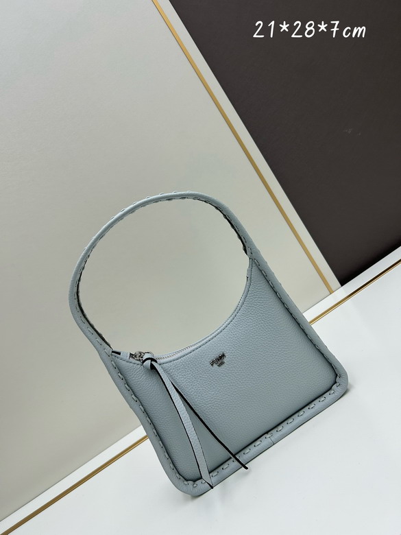 Fendi 21x28x7cm jj3_1