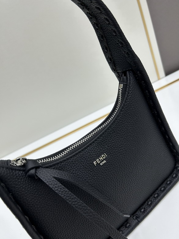 Fendi 21x28x7cm jj4_4