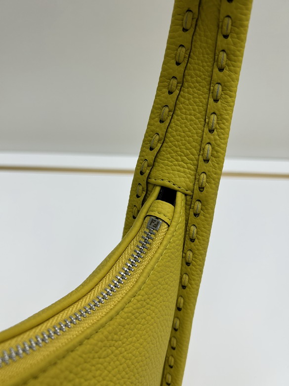 Fendi 21x28x7cm jj5_6