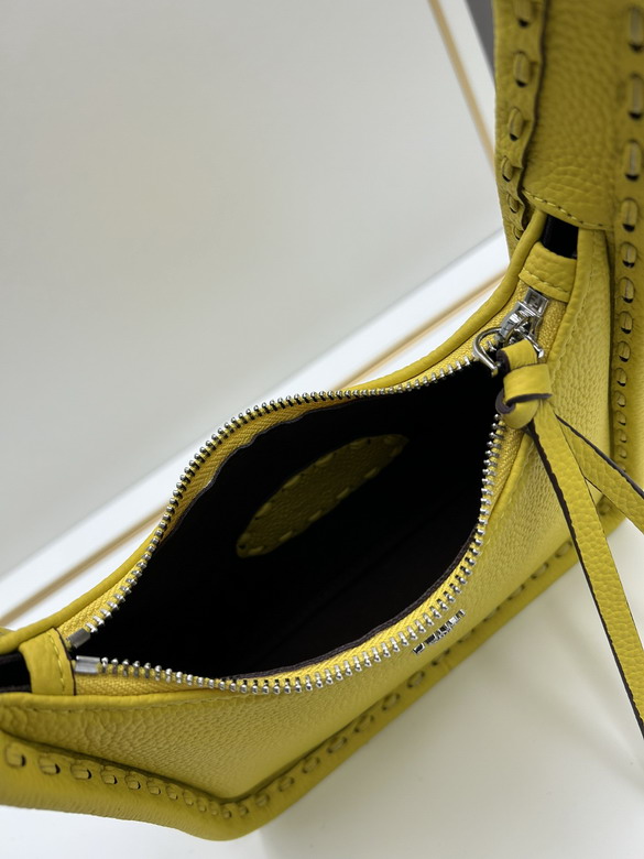 Fendi 21x28x7cm jj5_7