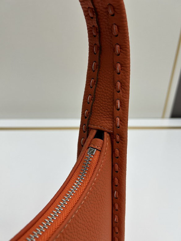 Fendi 21x28x7cm jj_6