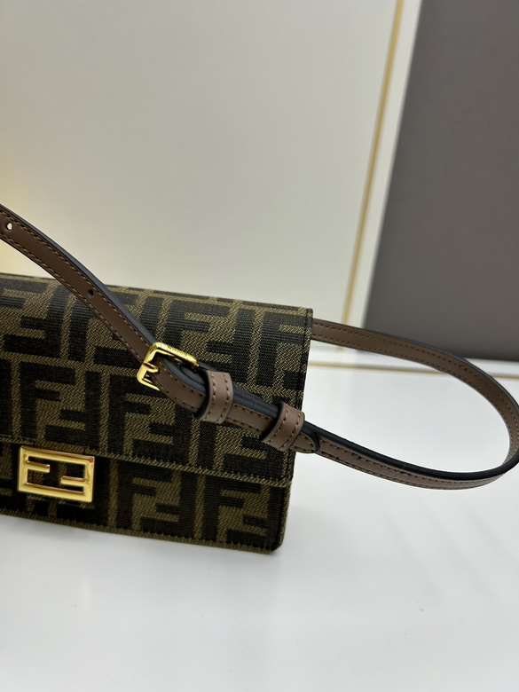 Fendi 6601 21x5x11 5cm jj4_5