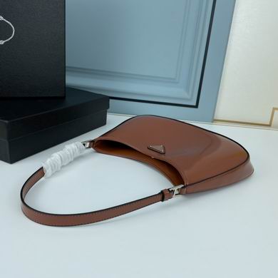 Hobo 499 26cm YW (19)