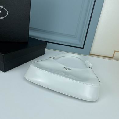 Hobo 499 26cm YW (38)