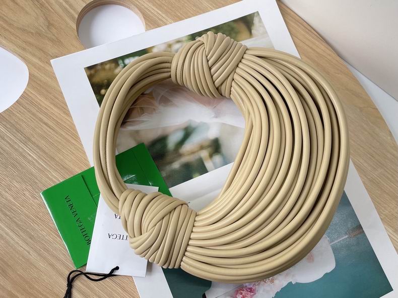 Knot 25x12x10 cm dl (21)