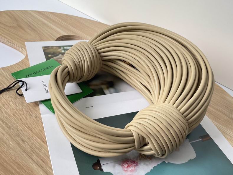 Knot 25x12x10 cm dl (22)