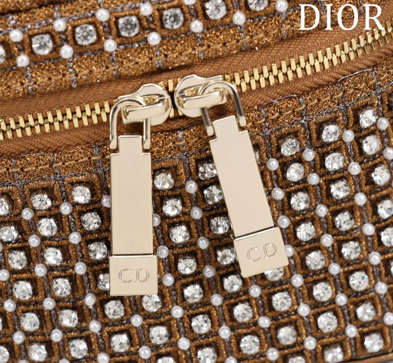 Lady 05689 11X10X7cm BG 3色 24