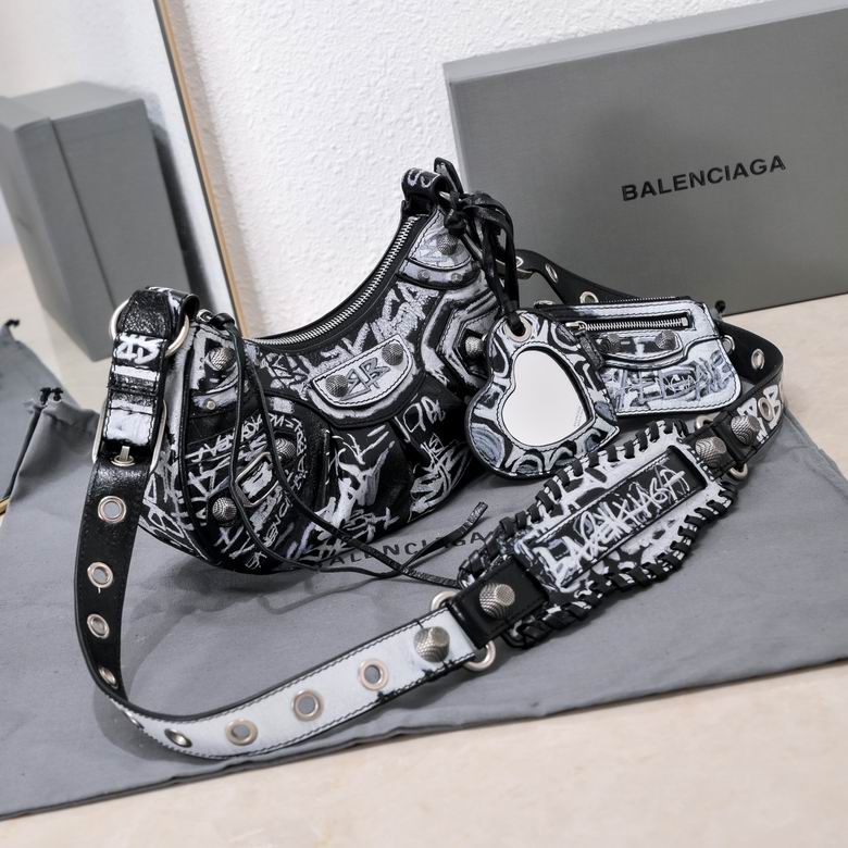 Le Cagole 26X12X6cm 032207 GY 2colour (4)