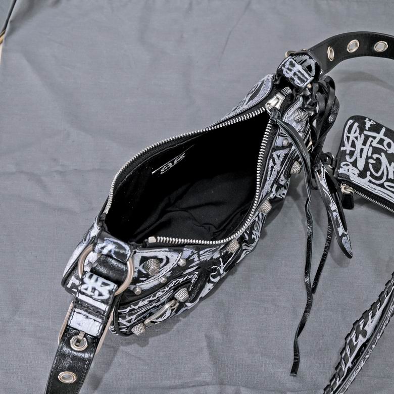 Le Cagole 26X12X6cm 032207 GY 2colour (6)