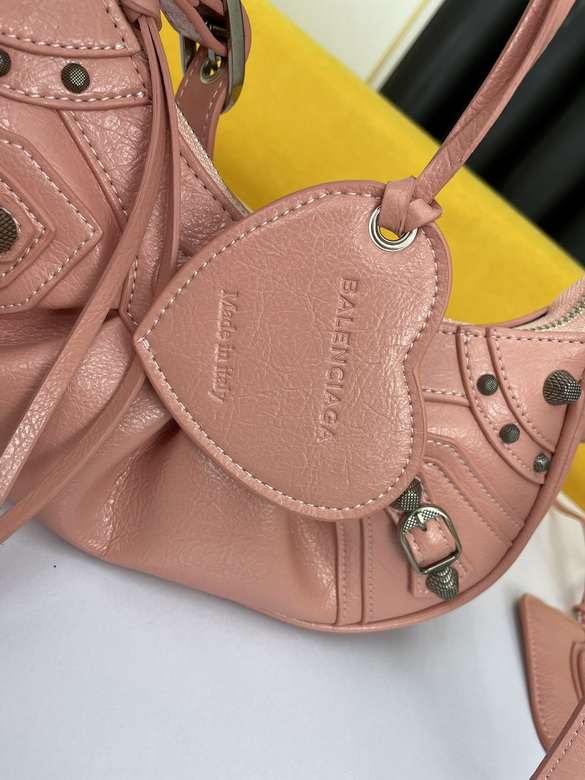 Le Cagole 26X13X9cm 072704 YW 4 (6)