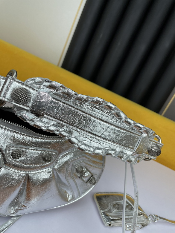 Le Cagole 26X13X9cm 072704 YW 5 (8)