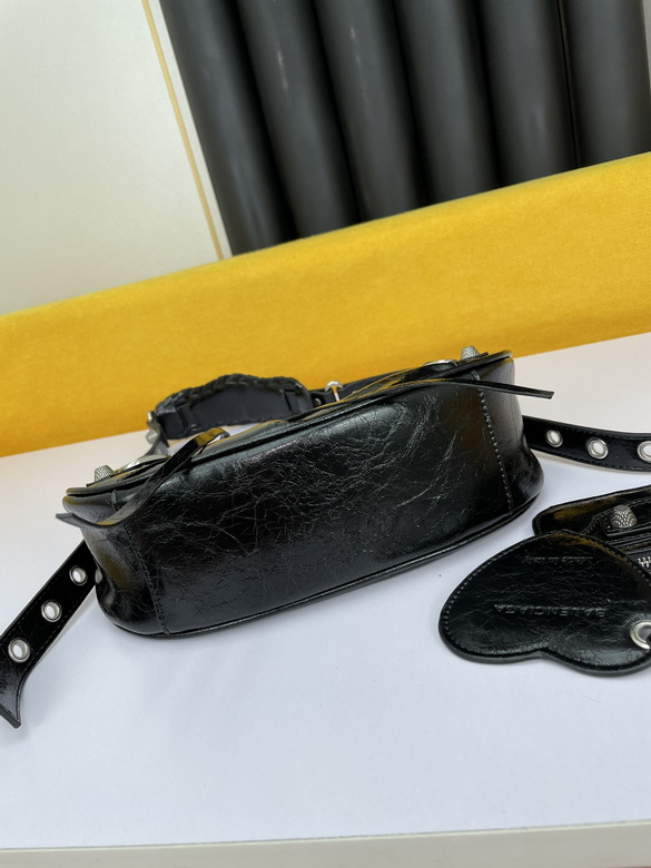 Le Cagole 26X13X9cm 072704 YW 8 (5)