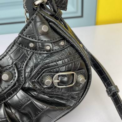 Le Cagole 669588 22X12X5cm YW (21)