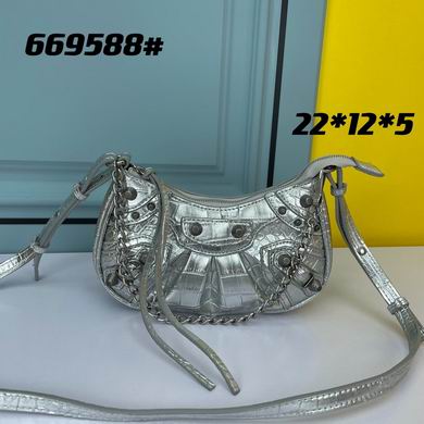 Le Cagole 669588 22X12X5cm YW (9)