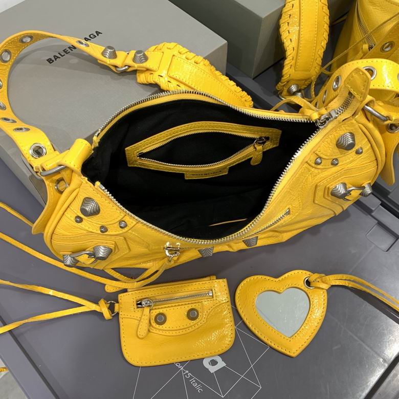 Le Cagole 671307 33X16X8.4cm GY 5 (8)