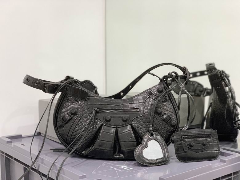 Le Cagole 671307 33X16X8.4cm GY 6 (1)