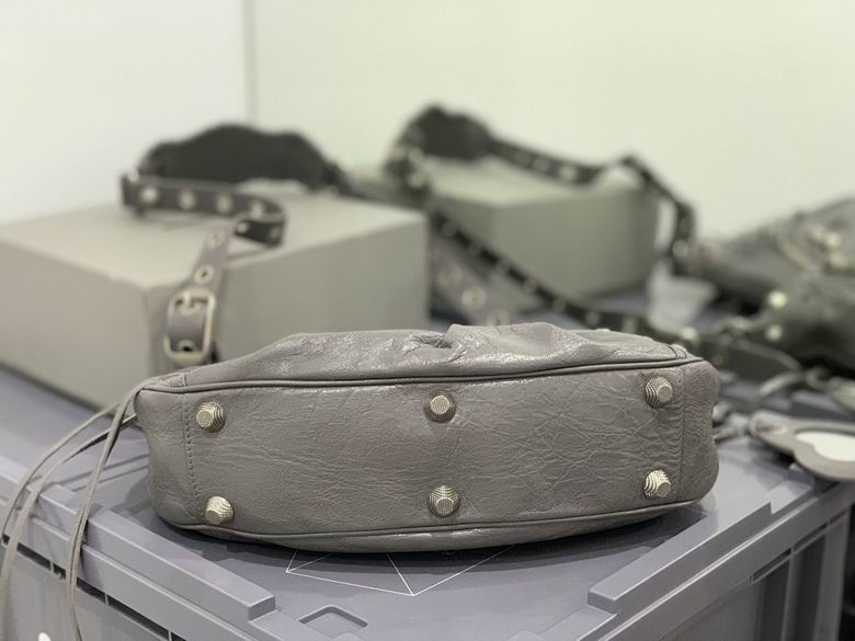 Le Cagole 671307 33X16X8.4cm GY 7 (4)