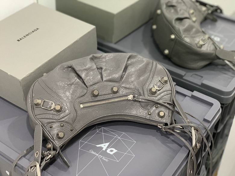 Le Cagole 671307 33X16X8.4cm GY 7 (5)