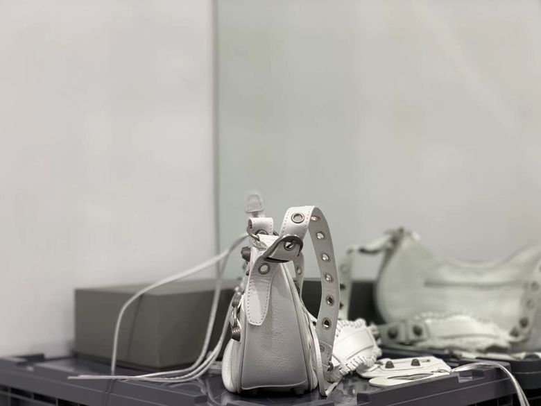 Le Cagole 671307 33X16X8.4cm GY 8 (2)